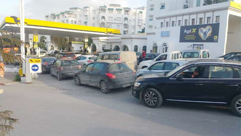 مع تواصل الزيادات في أسعار المحروقات وارتفاع كلفة الدعم.. الدولة تواجه الضغوطات..و"الكوفواتيراج" يلقى إقبالا واسعا من قبل التونسيين